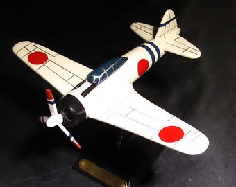 Maquette D'avion Biplan Vintage Rouge En Métal - Décoration Rétro Pour Intérieur
