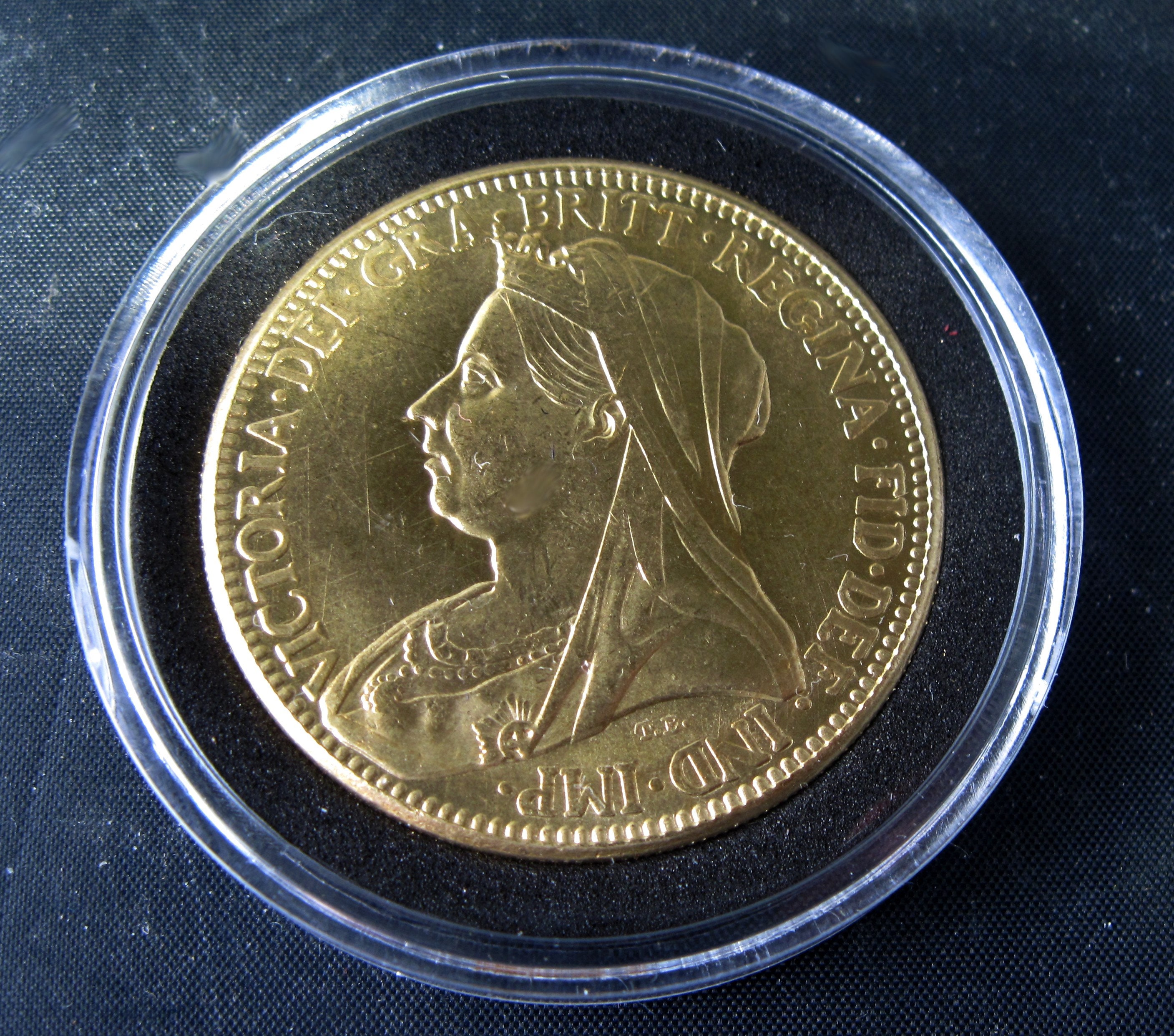 British 5 Sovereign 1893 Queen Victoria Gold Plated Coin Saint