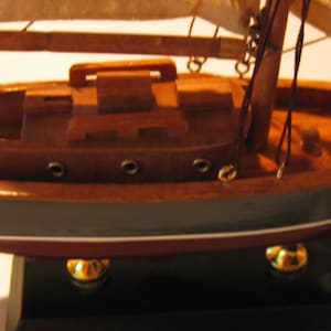 Wooden Ship Model- FRIENDSHIP Like GAFF SLOOP- 9" Long Beautiful! New ...