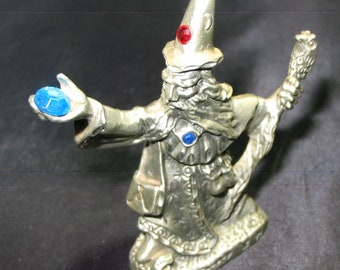 1989 Masterworks WIZARD Fine Pewter Statue Holding Faceted Crystal