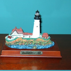 Portland Head Lighthouse, Maine Premier Lighthouse Fine model on Cherry wood- Gorgeous Display
