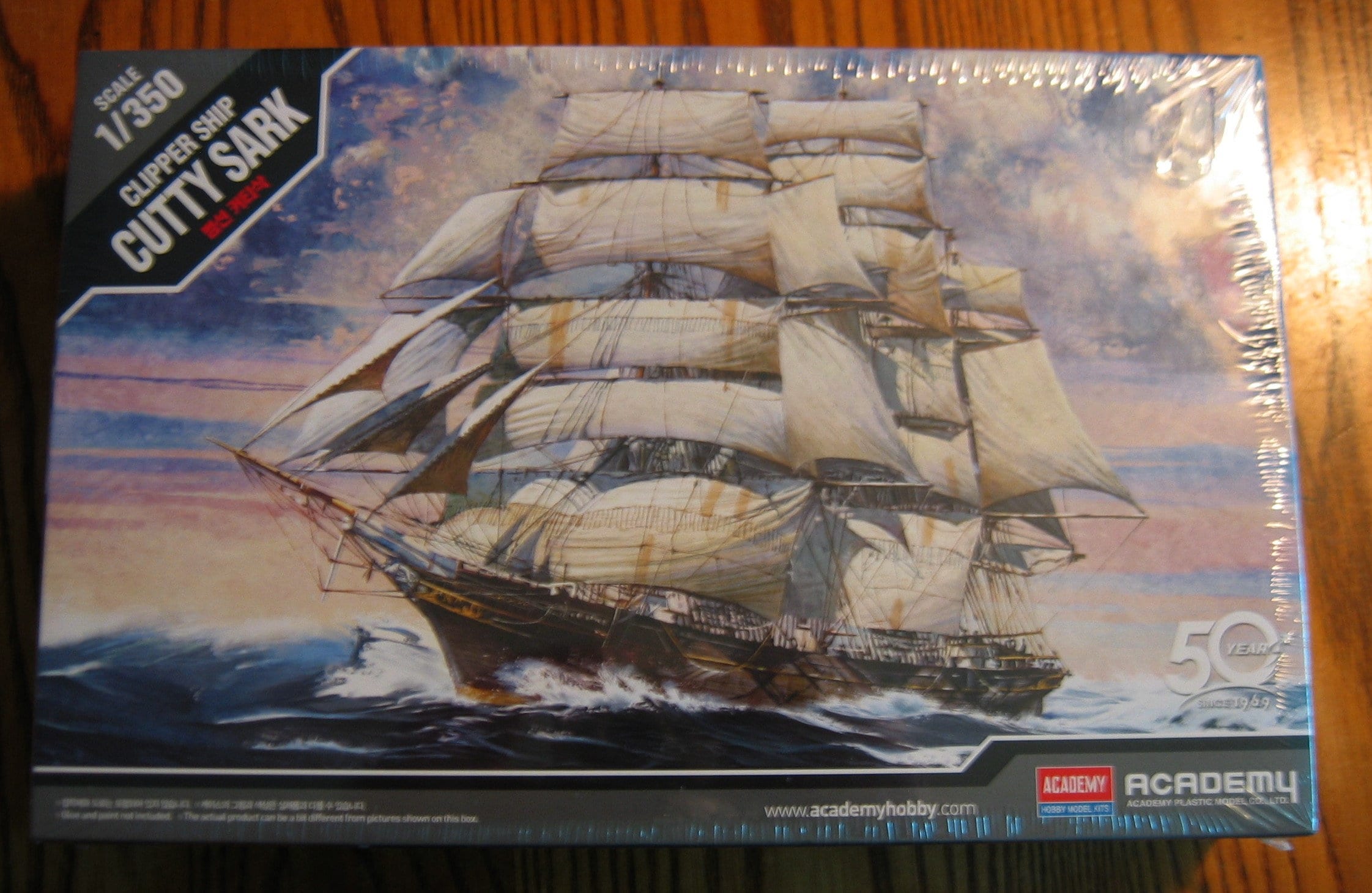 1/350 Cutty Sark Sailing Ship Plastic Model Kit (ACY14110