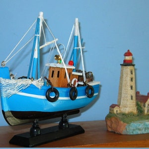 Wooden FISHING BOAT Model Trawler Ship 6&quot; Long- Fully Assembled- Loaded w/Detail