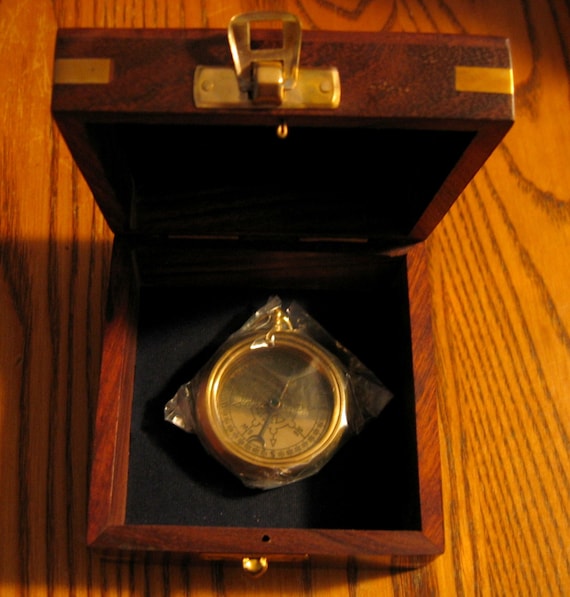 RMS TITANIC 1912 Brass Pocket Compass with ROSEWOOD w/Brass Anchor Presentation Case