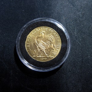 Gold Plated 10 Franc French Rooster Tribute Replica in Display Case