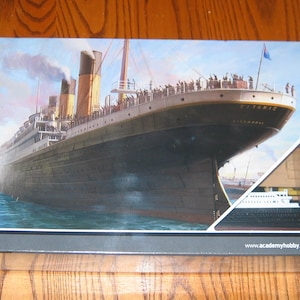 ACADEMY TITANIC  Model Kit 1/700 scale 15" Long  Sealed Box 100th Anniversary Edition- No Painting Needed!