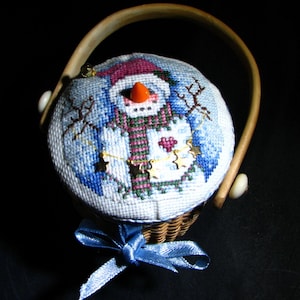 Mini NANTUCKET KORB mit Kreuzstich 3D Kunst Schneemann als Topper!