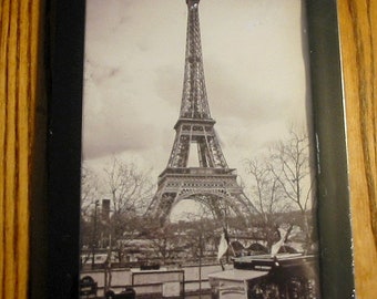 Vintage framed Black and White Photograph of theEIFFEL TOWER