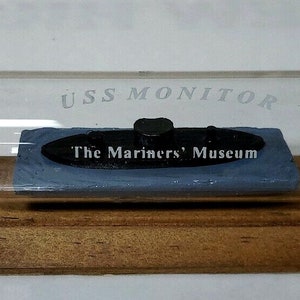 RARE mini Ship in a Bottle of the USS MONITOR of Civil War Fame- &quot;Cheesebox on a Raft&quot;