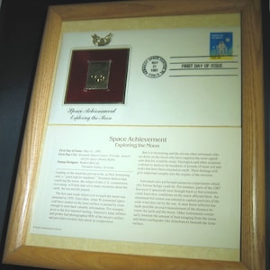 Framed 22 Karat Gold SPACE ACHIEVEMENT "Exploring the Moon"  Stamp FDC 1981 w/Bonus Apollo 11 Coin No. 2
