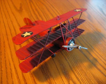 Red SOPWITH  Tri-plane metal airplane model from WWI with STARS