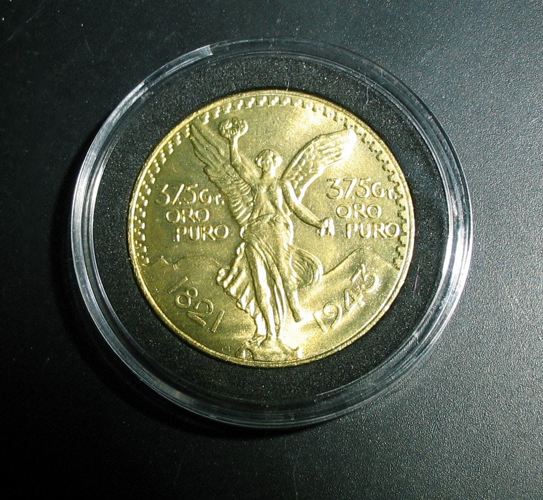 Replica della moneta d'oro da 50 pesos del Messico del 1943 in