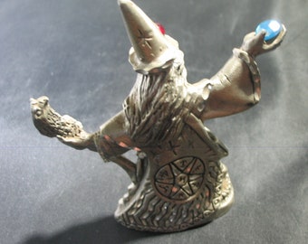 1989 Masterworks WIZARD Fine Pewter Statue Holding Blue Gem