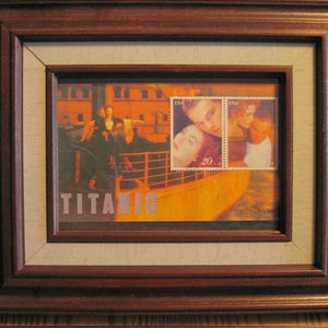 Gerahmte TITANIC Collector USA Tribute Sheet Briefmarken aus England