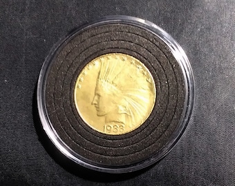 Ten 10 Dollar Copy Gold Coin-  1933- Indian  Eagle Tribute Replica in Protective Capsule