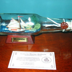 7&quot; Long Ship in a Bottle  Sloop FOX FLORIDA New OLD Stock from Art Store 90s
