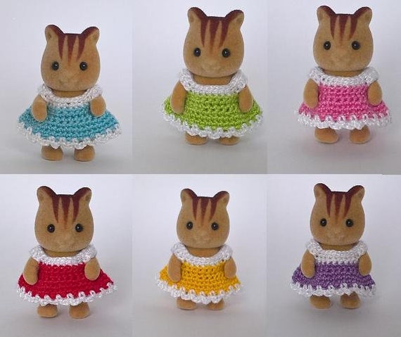 Sylvanian Families Calico Critters Sister /& Baby Swimsuit Set