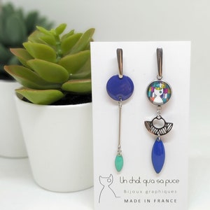 Boucles d’oreilles chats asymétriques à sequins tons bleus