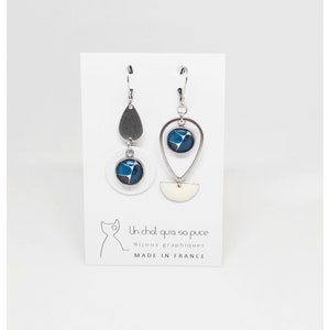 Boucles d'oreilles dépareillées forme gouttes à motifs bleus et blancs MODÈLE CANADA image 2