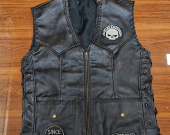 Gilet de motard homme en cuir vieilli avec écussons tête de mort Willie G | Coupe motard vintage