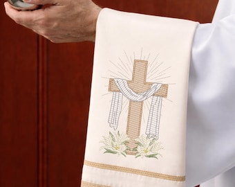 Diseño de bordado de cruz, cruz con drapeado blanco y lirios, archivo de bordado religioso a máquina, resurrección cristiana, descarga digital