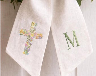 Diseño de bordado de monograma con cruz floral (descarga digital)