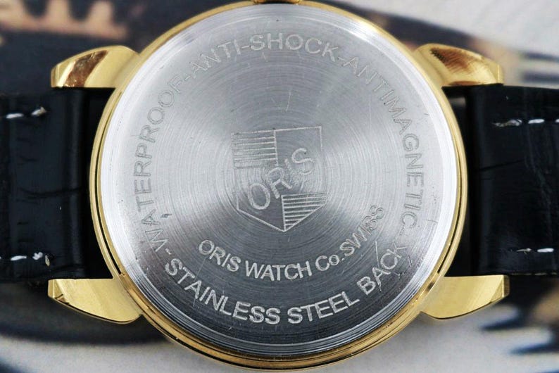 Vintage Oris Men’s Watch | Swiss Made | Hand-Winding | Blue Dial | Teardrop Lugs | 17 Jewels | 210-05 image 8