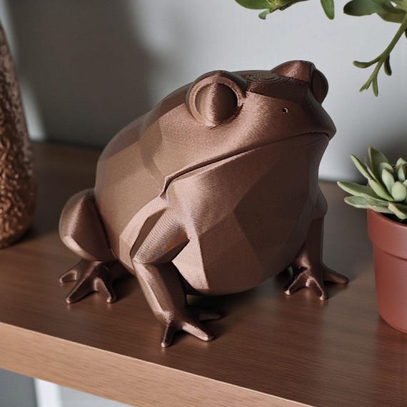Low Poly Fat Frog Figurine | 3D Print File (STL)