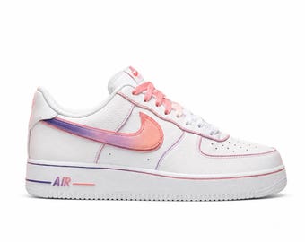 Aangepaste handgeschilderde Nike Air Force 1 schoenen | Swoosh met zonsonderganggradiënt | Pastelkleurige sneakers AF1