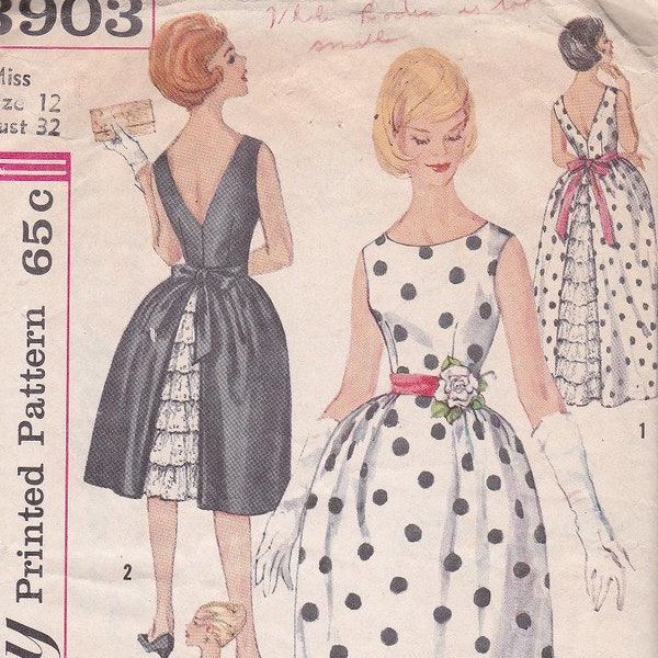 60s Ruffles Bell Skirt Dress Underlay Formal Evening Wedding V Back Size 12 Bust 32 Vintage Sewing Pattern Simplicity 3903 Complete