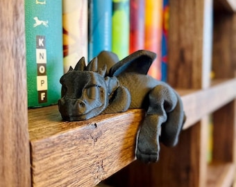 Bücherregal-Deko: Schlafender Drache, Drachenfigur aus Kunstharz für die Leseecke, Fantasy-Regaldekoration für die Bibliothek, Lesedeko, Einzugsgeschenk