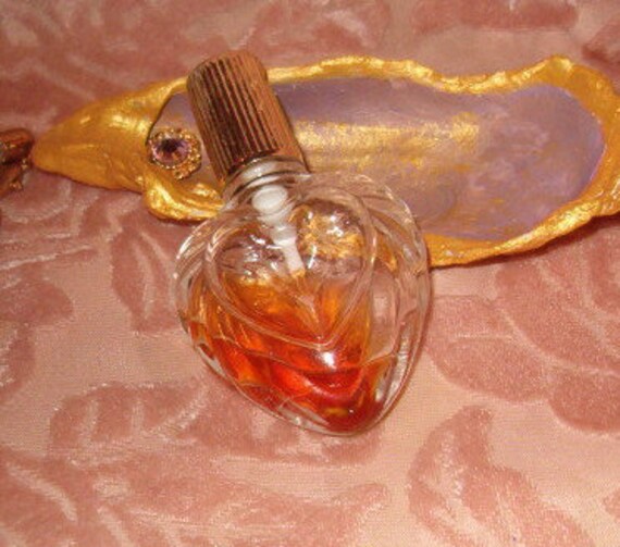 Escada perfume heart shaped bottle new arrivals