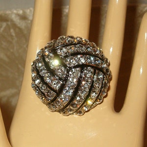 Rhinestone Statement Ring, Large Clear Rhinestones, 1.5&quot;W, Domed, Swirled Design, Expandable Band, Silver Tone Metal, 1990s