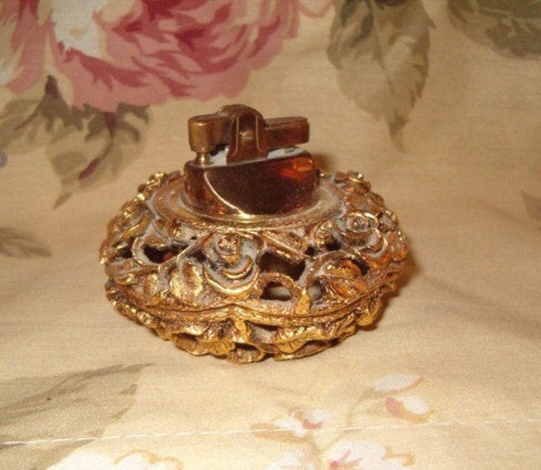 Dresser Lighter, Heavy Metal, Ornate Gold Roses With Leaves, Heavy