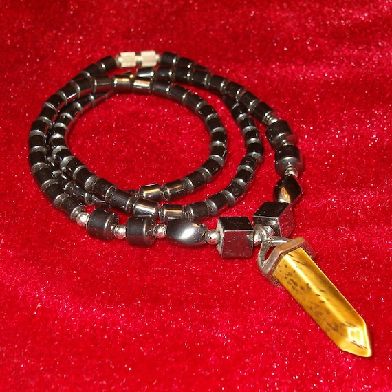 Hematite Necklace w Tiger's Eye Crystal, 18"L w 1 