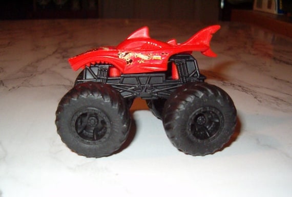 Toy car best sale big wheels