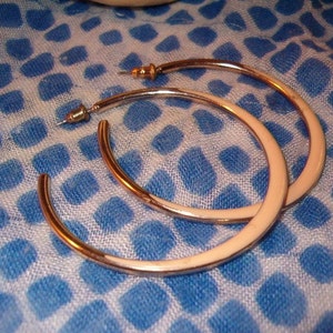 Hoop Earrings, Creamy Beige Enameling Over Silvered Metal, Pierced, 2 1/8&quot; Wide, So Sporty, So Wide, So Nice, Jewelry, Earrings