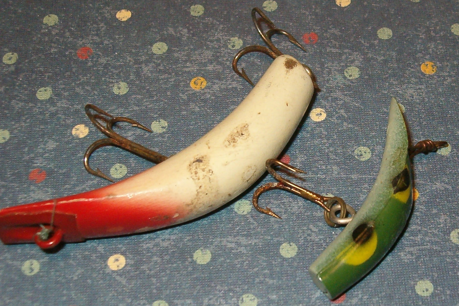 Fishing Hooks Two Vintage Hooks 2 1/2L & 1 3/4L Etsy