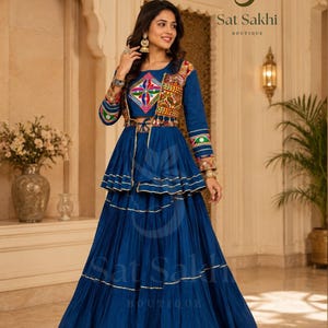 blue garba dress Outfits Embrace the timeless beauty ASYMMETRIC Strapless Ruched Satin Ivory Size:dress size pants : 40