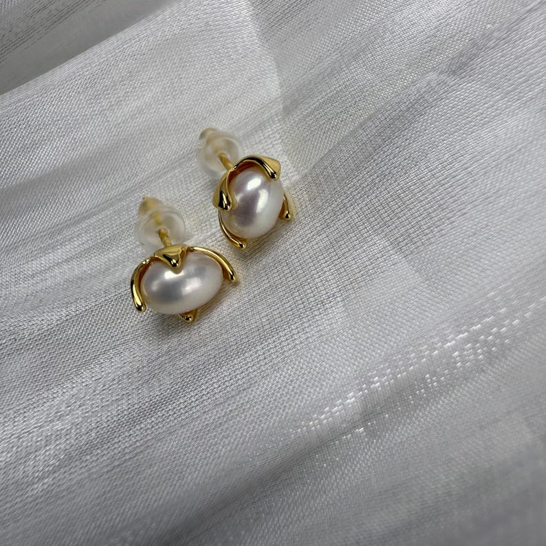 Tiny Four Prong Natural Pearl/Composite shell bead Stud Earrings, Mini Oval Pearl Earrings, 925 Silver Posts Dainty Stackable Pearl Studs Natural pearls