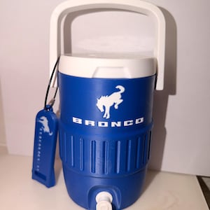 Bronco-inspirerad 355 ml burkkylhållare med nyckelring | 3D-utskrivet dryckestillbehör.