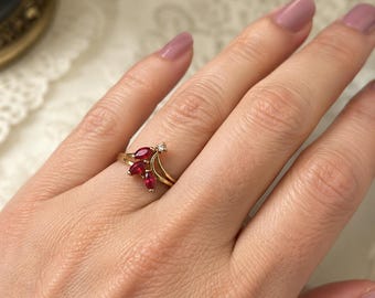 Vintage Gold Ton Roter Stein Blumenring