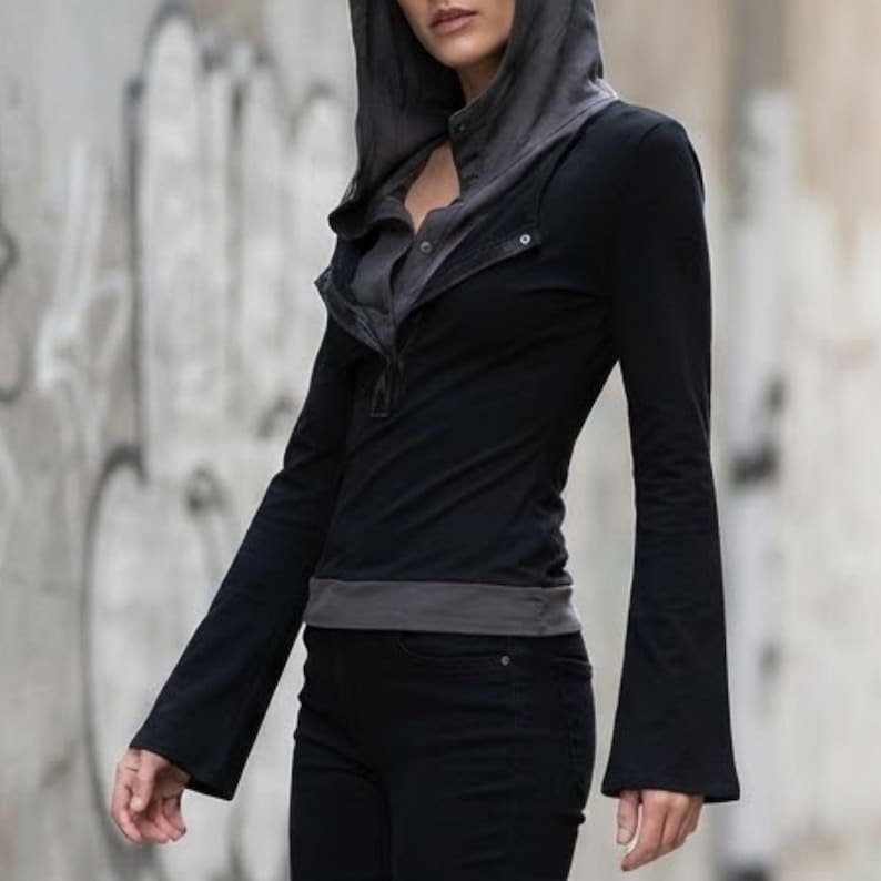 Hooded Long Sleeve Top | Vintage Aesthetic Shirt | Retro Slim Fit Tee | Y2K Grunge Streetwear

Retro aesthetic hooded shirt for women casual street fashion