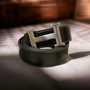 Schwarzer Ledergürtel - Silber gebürstete H-Schnalle, Unisex-Mode, 120 cm