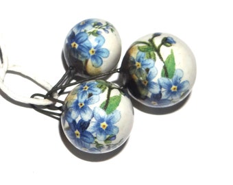 Set of 3 Ceramic Floral Pendant Charm Baubles Handmade Focal Porcelain CC5-4
