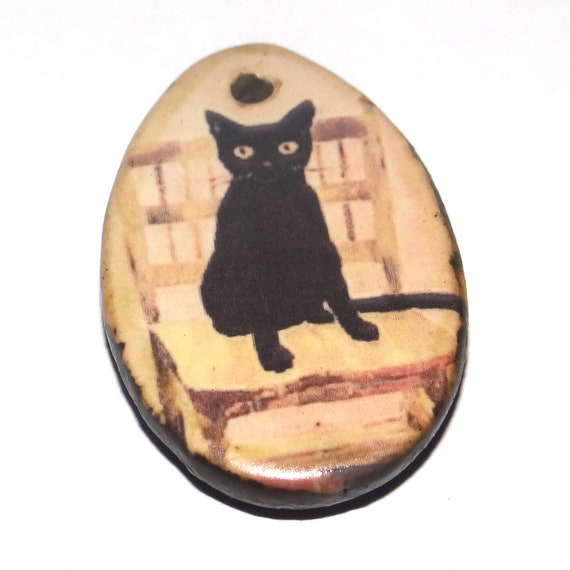 Ceramic Cat Pendant Handmade Focal Porcelain 30mm CC7-4