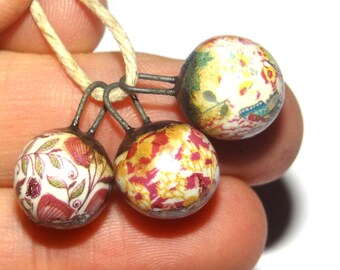 Ceramic Patterned Floral Bead Charms Porcelain Handmade 15mm BB9-2