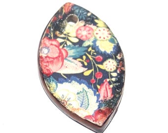 Ceramic Flower Pendant Handmade Focal Porcelain 30mm CC7-3