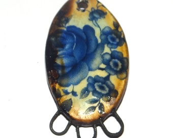 Ceramic Floral Pendant Handmade Focal Porcelain 30mm CC5-2