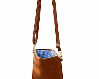 Honey Tan Leather Crossbody Bag, Cognac Genuine Leather Purse, Small Handmade Colombian Shoulder Bag, Everyday Handbag